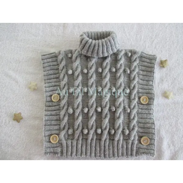 Poncho tricot laine couleur gris clair taille 2 ans