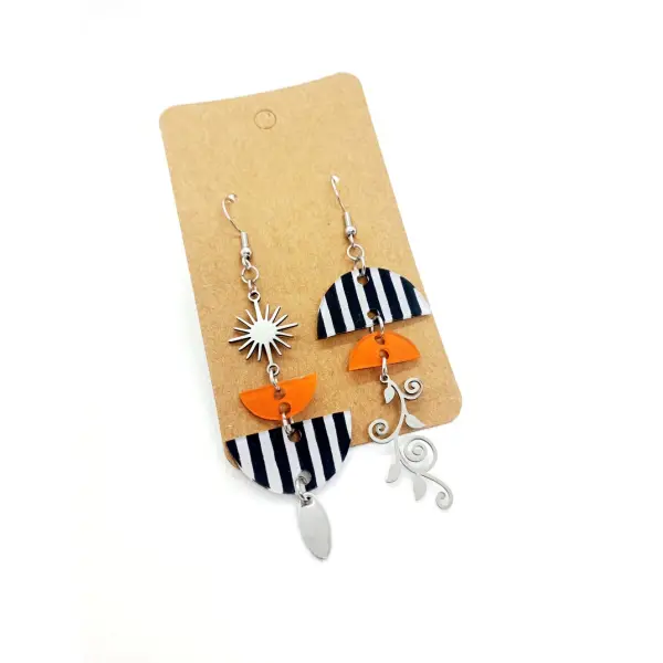 Boucles d'oreilles pendantes asymétriques