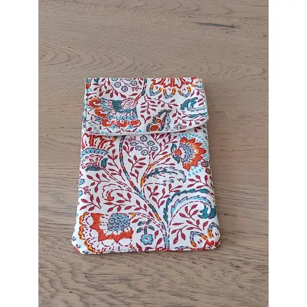 Pochette à crayons aimantées.