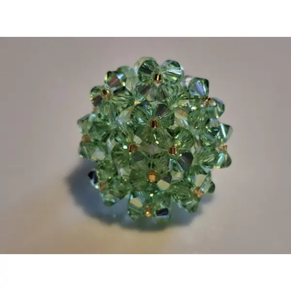 Bague copine vert clair en perles de cristal swarovski