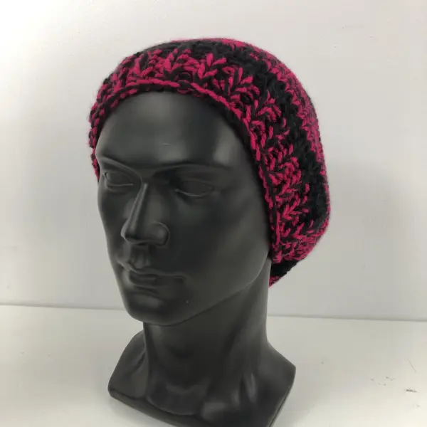 Bonnet homme tricoté main réf 7699