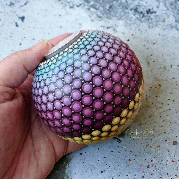 Bougeoir sphère mandala multicolore en plâtre résine – peint à la main