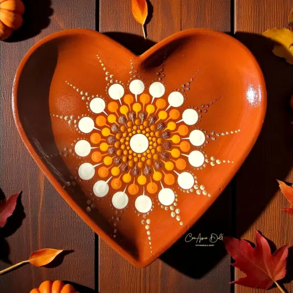 Coupelle cœur terre cuite – mandala crème, orange & doré – vide-poche artisanal
