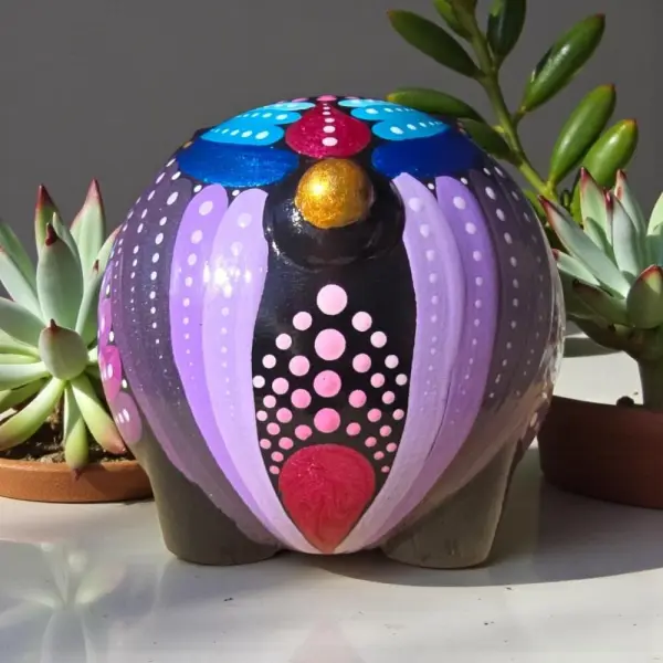 Petit cochon décoratif en plâtre résine – mandala peint à la main
