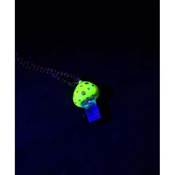 Pendentif champignon fluorescent