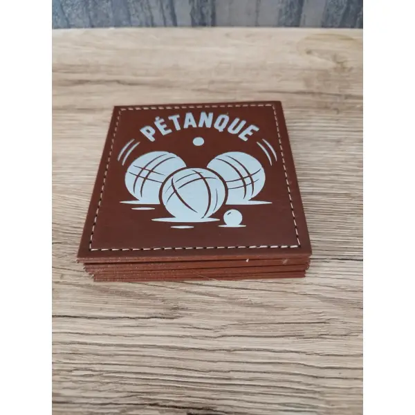 Lot de 4 dessous de verre pétanque en similicuir marron