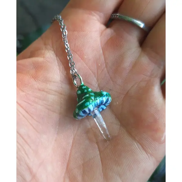 Collier champignon magique