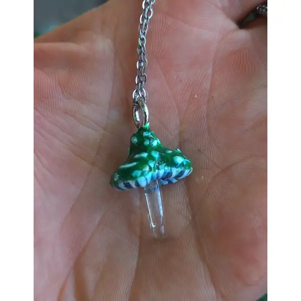 Collier champignon magique
