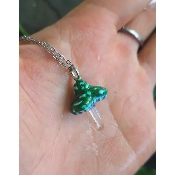 Collier champignon magique