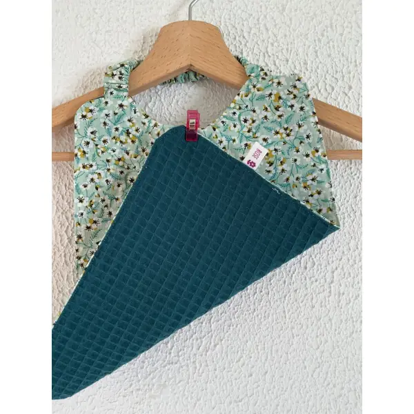 Bavoir de cantine /serviette de table maternelle / cou élastiqué