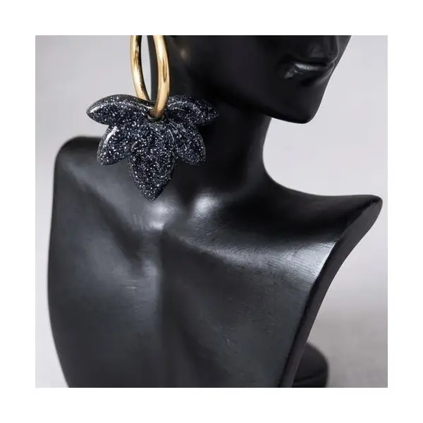 Charms interchangeables avec leur paire de créole