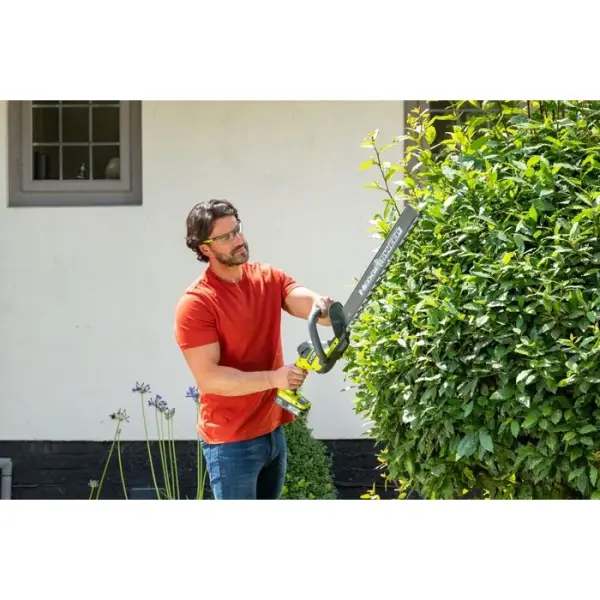 Taille-haies à batterie LINEA 18V 'RY18HT50A-0'