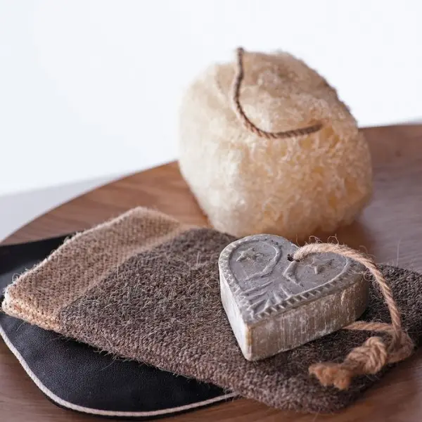 Eponge de loofa, pour exfolier en douceur