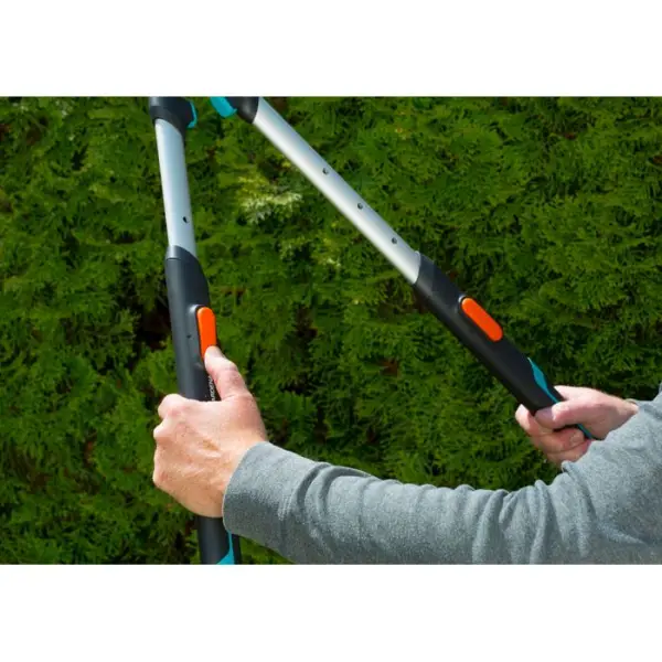 Cisaille à haie télescopique TeleCut en acier et résine - L70 cm