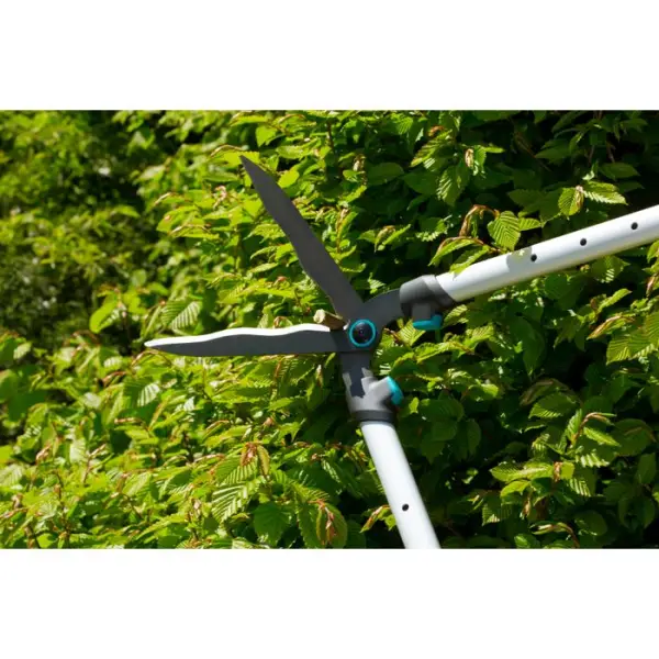 Cisaille à haie télescopique TeleCut en acier et résine - L70 cm
