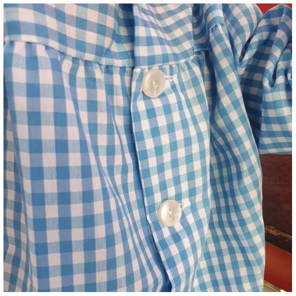 Blouse, tablier écolier personnalisé avec boutons. Couleur bleu
