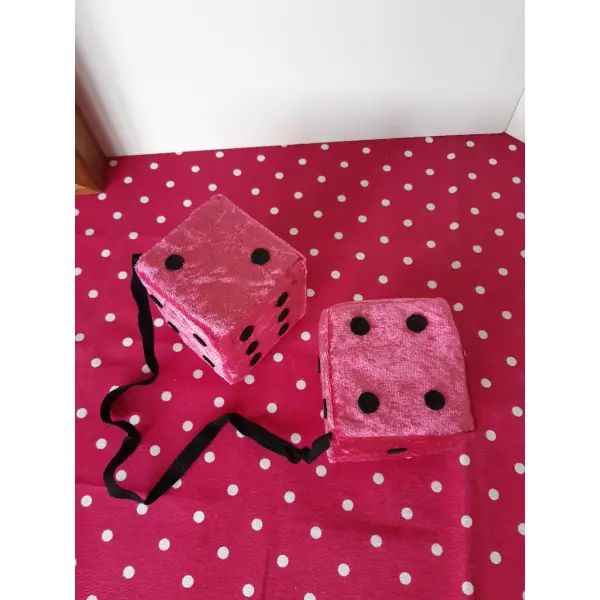 Fuzzy dices fuchsia
