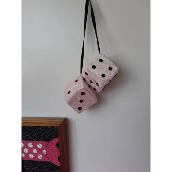 Fuzzy dices rose pale