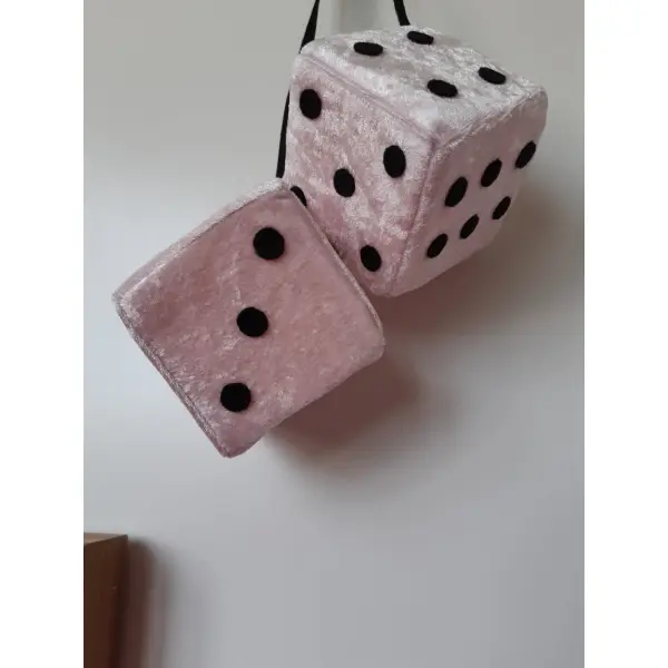 Fuzzy dices rose pale
