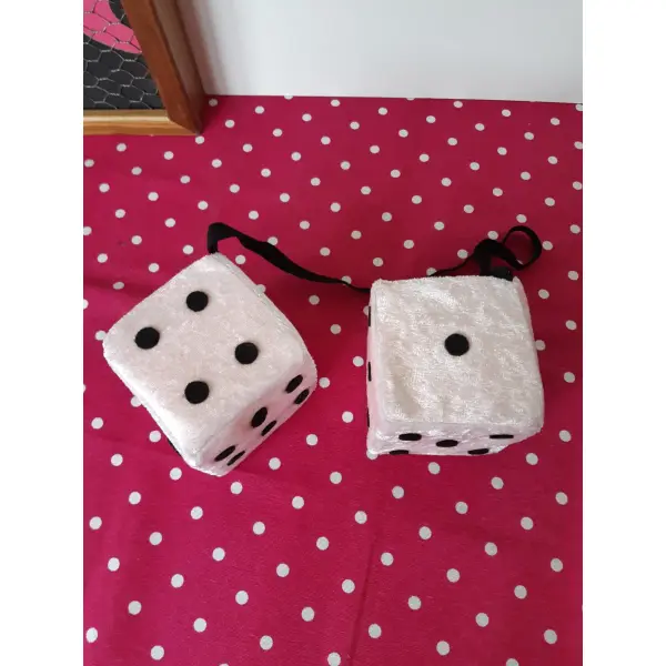 Fuzzy dices rose pale