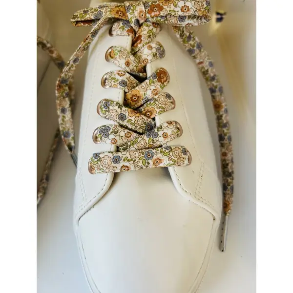 Lacets fleuri