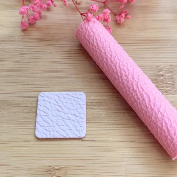 Rouleau texture pour polymère | roller texture | fabrication de bijoux| outils en pâte polymère | rouleau texture effet cuir