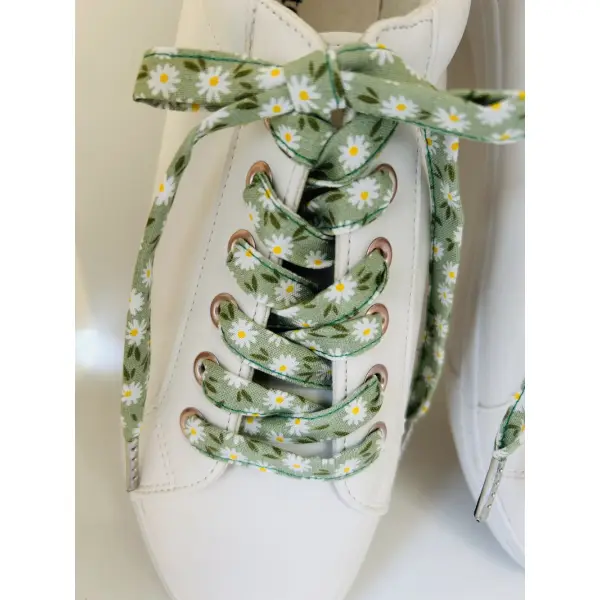 Lacets fleuri