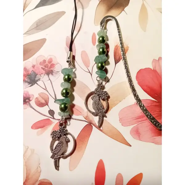 Duo marque-page & bijou de sac "oiseau sur un cercle fleuri"