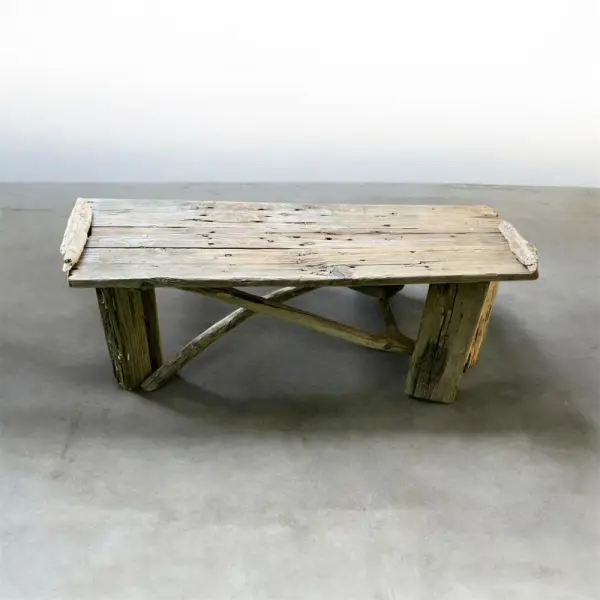 Table originale, en bois flotté, pour intérieur ou extérieur