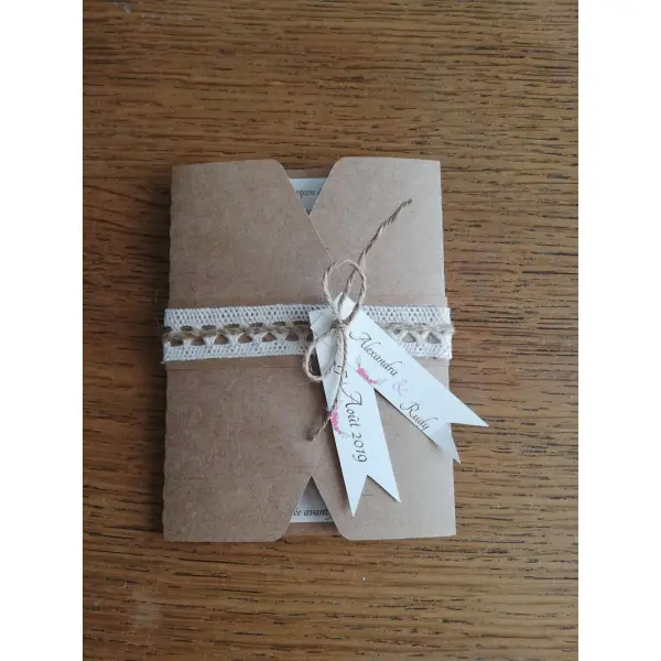 Faire part champêtre , dentelle et papier kraft ( model 1)