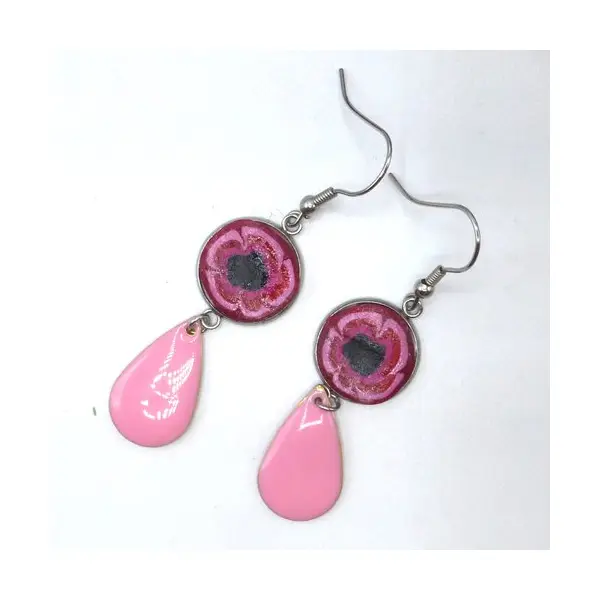 Boucles d'oreilles fleur rose en pâte polymère