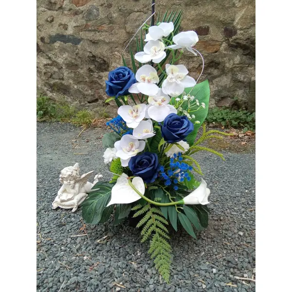 Composition florale pour cimetière en fleurs artificielles - bleu et blanc