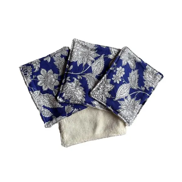 Lot de 4 lingettes démaquillantes / lingettes bébé bleues motif floral