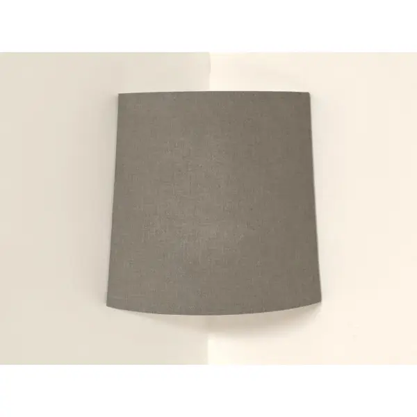 Applique murale d’angle trapèze gris foncé effet textile – luminaire mural design, déco moderne, industriel, contemporain