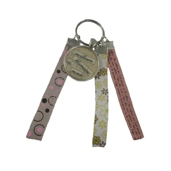 Porte clés beige et rose "meilleure marraine du monde"