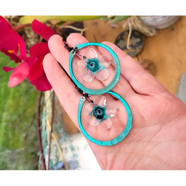 Des boucles d'oreille créoles originales - femmes élégantes- lampworks artisanales : "vagabondage ... "