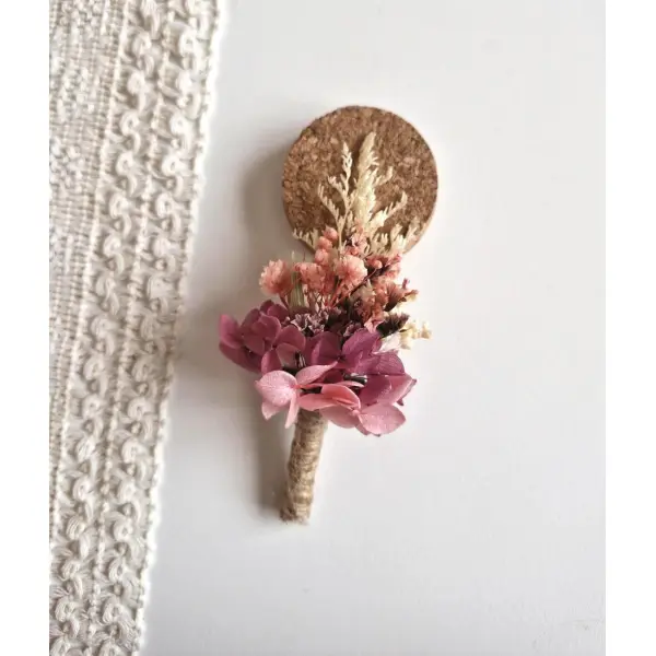 Boutonnière en fleurs séchées stabilisées esmee, mariage bohème et champêtre, accessoire pour mariage, cadeau pour témoin de mariage