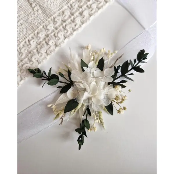 Bracelet mariage en fleurs séchées et stabilisées alba, hortensia, bracelet pour mariée et demoiselle d'honneur, mariage chic bohème